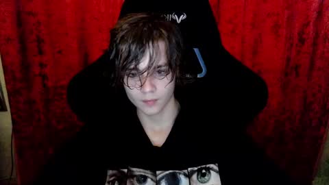 Snapshot of abbysal_blade chatting on December 24, 10:01 am abbysal_blade online show from December 24, 10:01 am