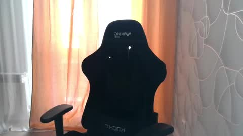 Snapshot of abbysal_blade chatting on December 28, 4:19 am abbysal_blade online show from December 28, 4:19 am