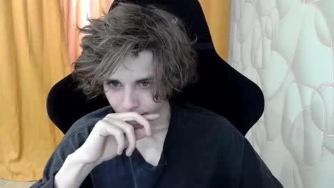 Snapshot of abbysal_blade chatting on December 29, 5:10 am abbysal_blade online show from December 29, 5:10 am