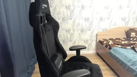 Snapshot of abbysal_blade chatting on February 17, 12:27 pm abbysal_blade online show from February 17, 12:27 pm