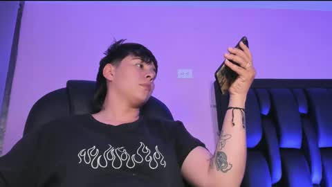 Snapshot of abbysmiitth_ chatting on March 4, 6:29 pm Abby Smith online show from March 4, 6:29 pm