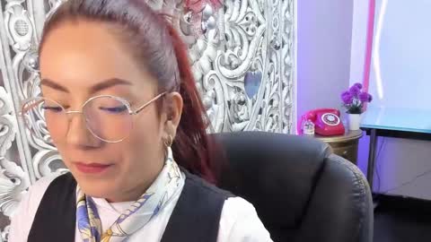 Snapshot of abbystones chatting on December 14, 3:58 pm Abby Stones online show from December 14, 3:58 pm