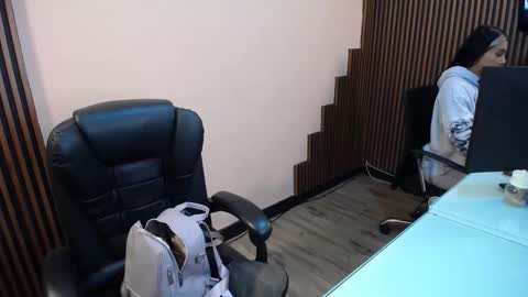 Abby Stones online show from December 18, 11:16 am