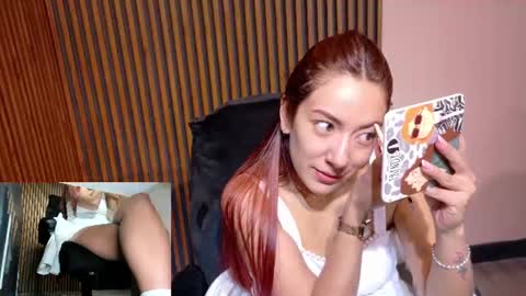 Abby Stones online show from July 22, 11:35 am