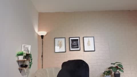 Abby Stones online show from July 28, 3:21 pm