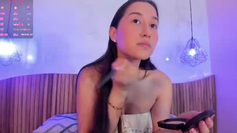 Abigail online show from July 28, 6:53 pm