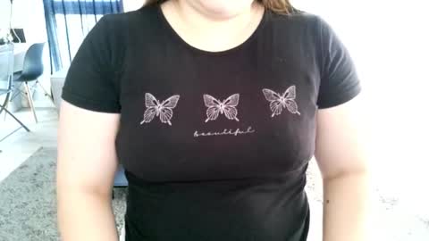 Snapshot of abbyvibe chatting on October 31, 9:32 am abbyvibe online show from October 31, 9:32 am