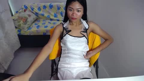 abbywinter18 online show from September 23, 1:52 am