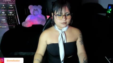 Snapshot of abbyxlee chatting on February 12, 10:37 pm online show from February 12, 10:37 pm