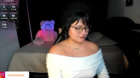 Snapshot of abbyxlee chatting on February 24, 10:25 pm online show from February 24, 10:25 pm