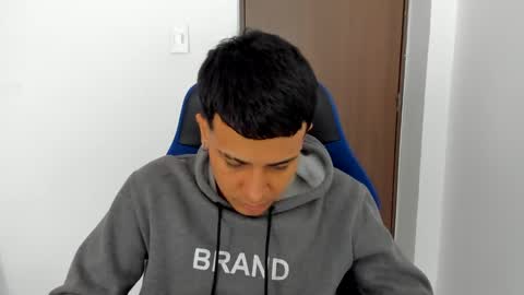 Snapshot of abelasburgo chatting on January 5, 1:58 pm Independence model AbelAsburgo online show from January 5, 1:58 pm