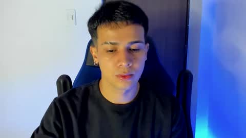 Snapshot of abelasburgo chatting on January 15, 1:34 am Independence model AbelAsburgo online show from January 15, 1:34 am