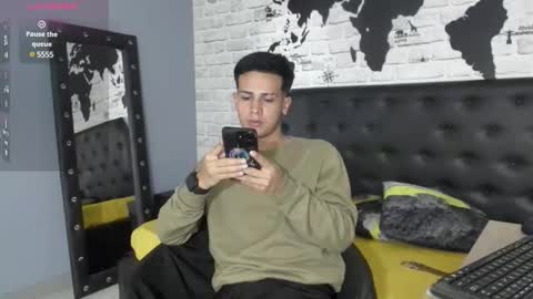 Snapshot of abelasburgo chatting on February 5, 8:04 pm Independence model AbelAsburgo online show from February 5, 8:04 pm