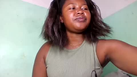 abella677022 online show from July 28, 7:48 am