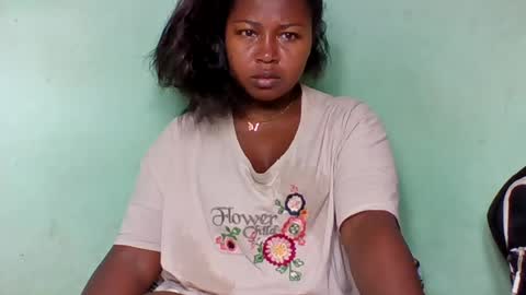 abella677022 online show from July 29, 4:32 am
