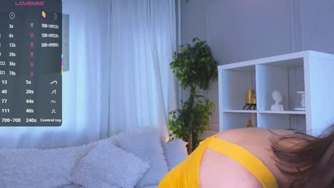 Snapshot of abella_danger_love_you chatting on February 10, 7:04 am Elizabeth online show from February 10, 7:04 am