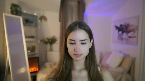 Snapshot of abella_danger_x chatting on November 6, 1:01 pm abella_danger_x online show from November 6, 1:01 pm