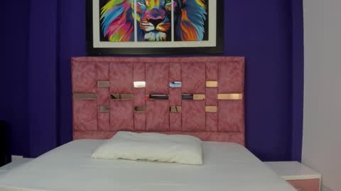 Snapshot of abella_lov chatting on December 18, 12:11 pm abella_lov online show from December 18, 12:11 pm