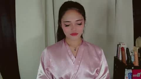 Snapshot of abetterchristine chatting on February 12, 8:09 am Abetterchristine online show from February 12, 8:09 am