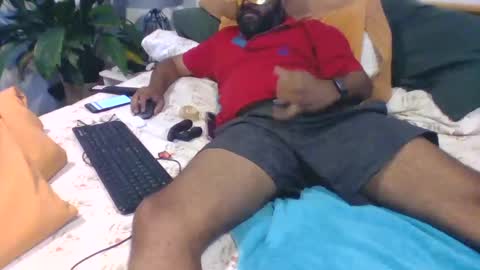 Snapshot of abhi_cam chatting on December 15, 10:15 pm Naked Gentleman online show from December 15, 10:15 pm