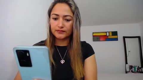 Snapshot of abie_spicy_ chatting on January 25, 12:58 pm ximena online show from January 25, 12:58 pm