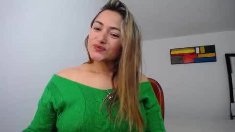 Snapshot of abie_spicy_ chatting on January 31, 1:56 pm ximena online show from January 31, 1:56 pm