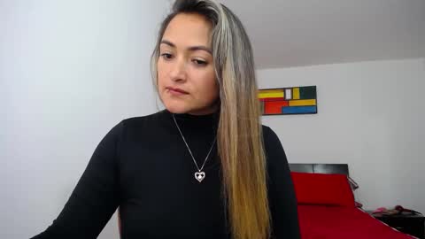 Snapshot of abie_spicy_ chatting on February 21, 4:59 pm ximena online show from February 21, 4:59 pm