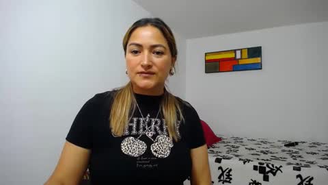 Snapshot of abie_spicy_ chatting on September 8, 2:16 pm ximena online show from September 8, 2:16 pm
