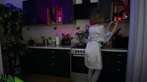 Snapshot of abigailmcgee chatting on December 1, 4:50 am Abigail Mcgee online show from December 1, 4:50 am