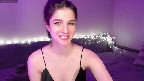 Snapshot of abigailwills chatting on November 22, 5:56 pm Abigail online show from November 22, 5:56 pm