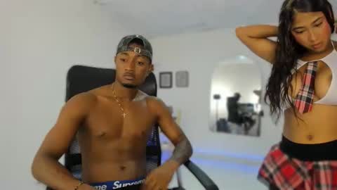 Snapshot of abony_sex69 chatting on November 6, 7:59 pm abony_sex69 online show from November 6, 7:59 pm