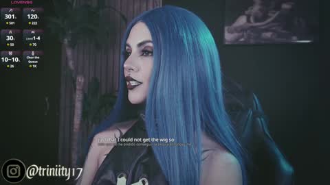 Snapshot of abril__colen chatting on January 30, 5:17 pm April online show from January 30, 5:17 pm