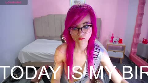 abril_ch_ online show from September 25, 10:52 am