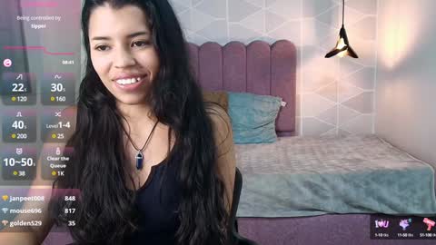 ABRIL MATTHEWS online show from January 6, 6:10 pm