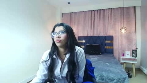 ABRIL MATTHEWS online show from February 14, 4:15 am