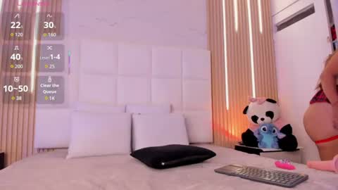 Snapshot of abril_snow chatting on July 28, 6:20 pm abril_snow online show from July 28, 6:20 pm