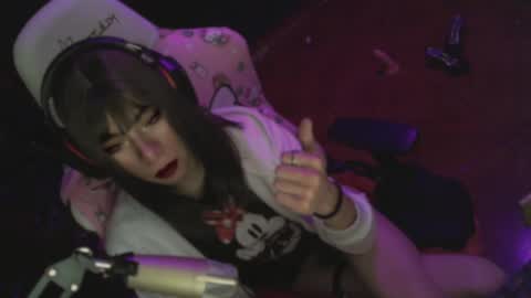 Snapshot of abrildiazsissy chatting on March 11, 6:30 pm abrildiazsissy online show from March 11, 6:30 pm