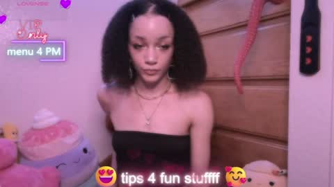 Peach online show from June 18, 2:45 am