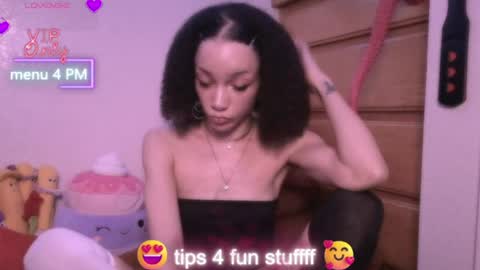Peach online show from June 23, 3:04 am