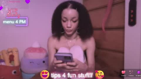 Peach online show from June 25, 5:12 am