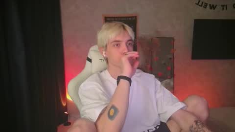 Nick online show from October 22, 3:56 pm