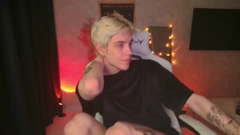 Nick online show from October 26, 4:02 pm