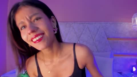 Snapshot of aby_lee_ chatting on October 7, 11:18 am Aby online show from October 7, 11:18 am