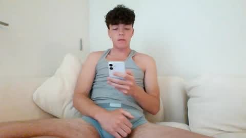 Snapshot of acascioz chatting on May 29, 7:56 pm acascioz online show from May 29, 7:56 pm