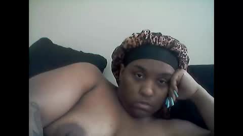 angel  chris online show from February 3, 3:39 pm