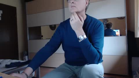 ach471 online show from December 13, 1:22 pm