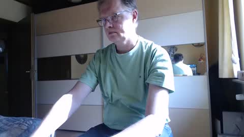 Snapshot of ach471 chatting on March 9, 12:20 pm ach471 online show from March 9, 12:20 pm