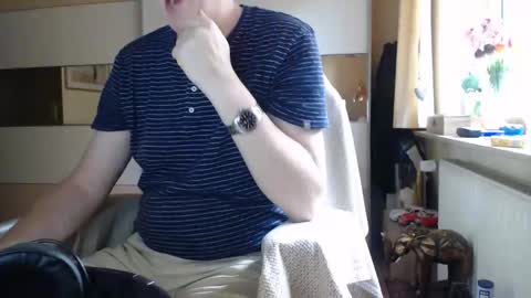 Snapshot of ach471 chatting on November 6, 10:49 am ach471 online show from November 6, 10:49 am