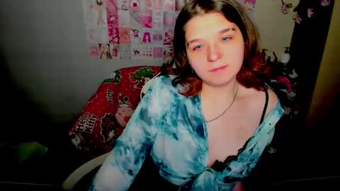 Snapshot of acid_kate chatting on December 2, 12:16 am Kate online show from December 2, 12:16 am