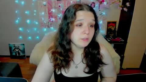 Snapshot of acid_kate chatting on June 20, 12:25 am Kate online show from June 20, 12:25 am